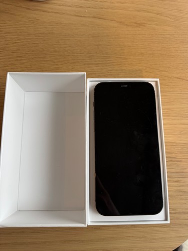 Apple iphone pro - iphone,