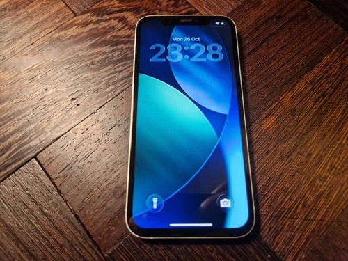 Iphone 64gb unlocked good - iphone,